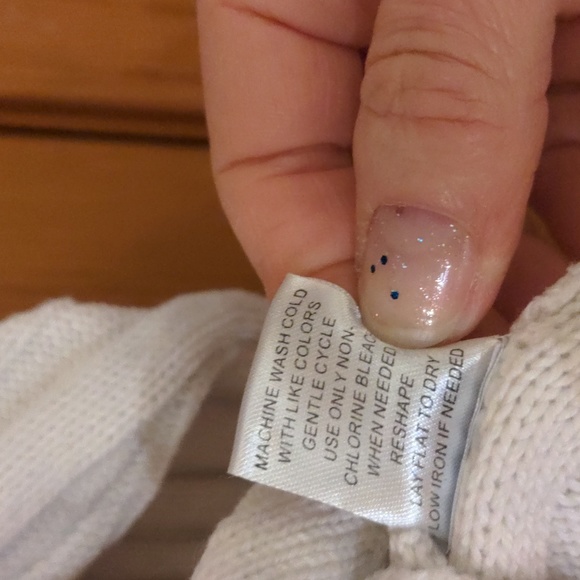 Wet Seal Egret Ribbed Cropped Cotton/Acrylic Blend V-neck Sweater 🔥Host Pick🔥 - Picture 12 of 13